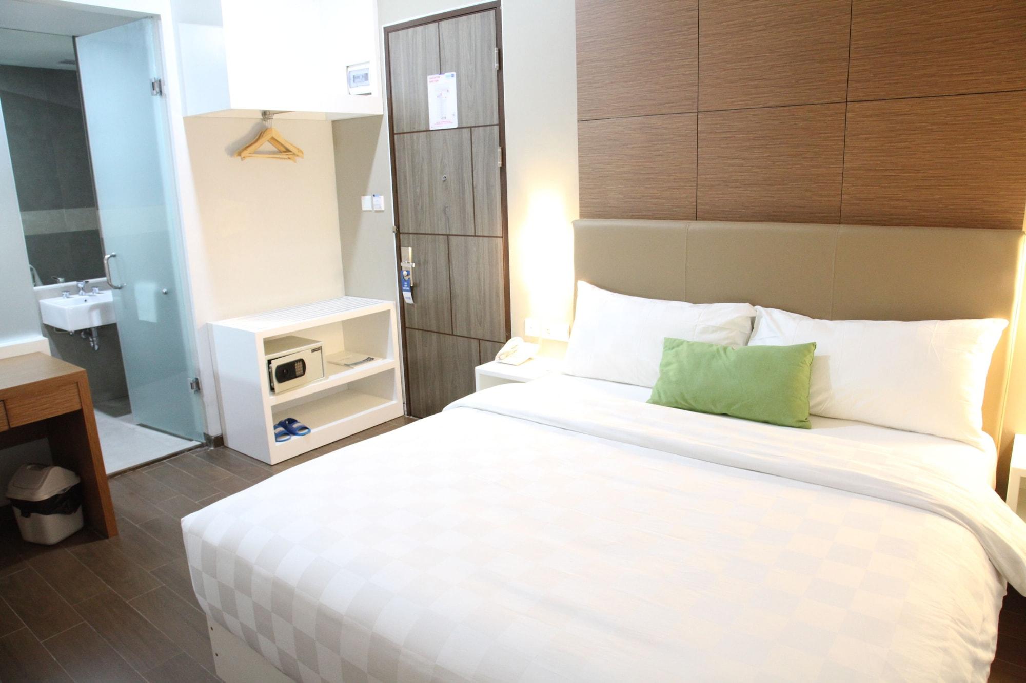 Terraz Tree Hotel Jakarta Buitenkant foto